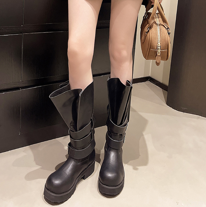Retro Belt Buckle Square Heels - Pipe Bending Spring 评论和价格
